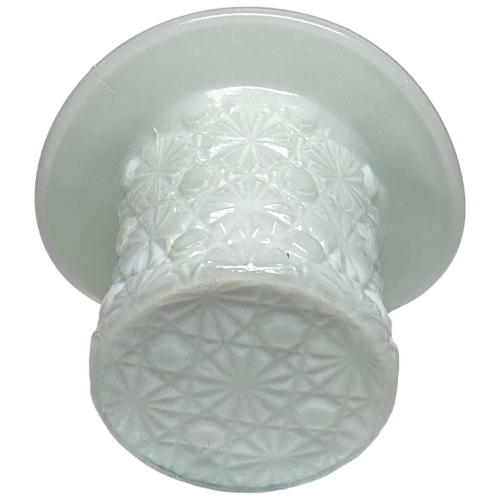 Boyd Art Glass Daisy Button Hat Toothpick Trinket Holder 1999 Millennium White