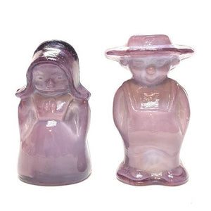 Boyd Art Glass Eli & Sarah Amish Children Couple Figurine 2000 Purple Fizz 393